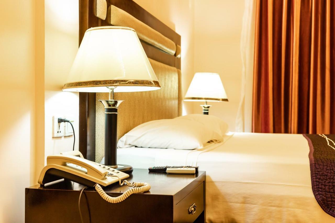 Bravia Eco Hotel Lomé Buitenkant foto